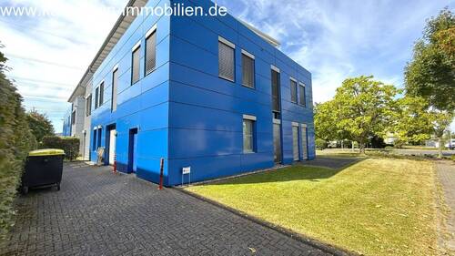 Zufahrt Lager (Fassade Alu, Lotuseffekt - 2013) - 