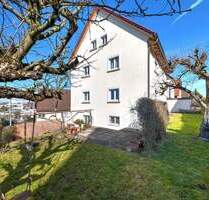 Böblingen: Charmantes Zweifamilienhaus in perfekter Stadtlage