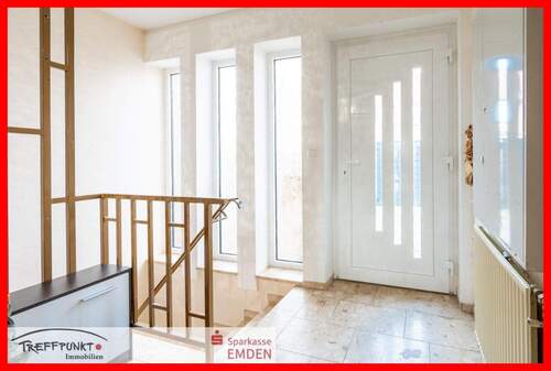 Eingangsbereich - 7 Zimmer Reihenendhaus in Emden