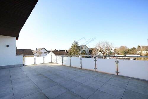 DACHTERRASSEN-TRAUM - TERRASSENTRAUM in Messel - 1.400,00&nbsp;EUR Kaltmiete, ca.&nbsp; 138,80&nbsp;m&sup2;&nbsp;Wohnfl&auml;che