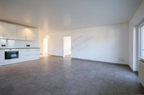 OFFENER KOCH- / ESSBEREICH - 4 Zimmer Etagenwohnung in Messel