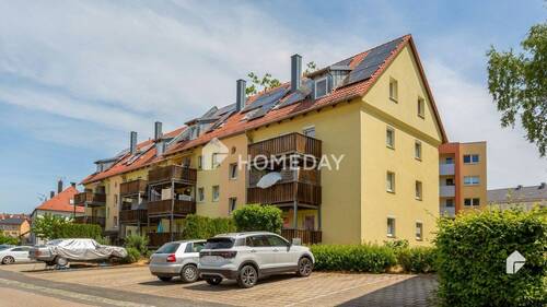 Außenansicht 1 - Attraktive Zwei-Zimmer-Wohnung mit sonnigem Balkon und guter Anbindung in Neunkirchen