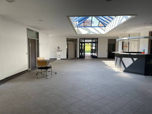 Empfangsbereich Erdgeschoss - Büro mit 645,00 m&sup2; in Reutlingen zur Miete
