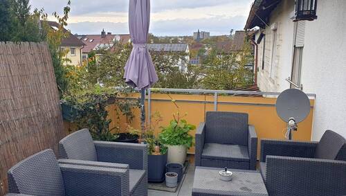 Balkon OG - 6 Zimmer Mehrfamilienhaus, Wohnhaus in Herrenberg