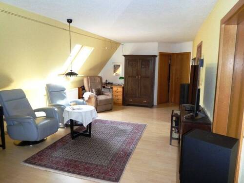 Wohnbereich + 3 Zimmer - 