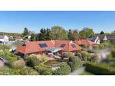 Rückansicht des Hauses mit Südterrasse - 