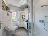 Badezimmer 1 mit Dusche - 