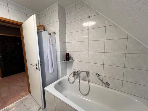 mit Badewanne - 
