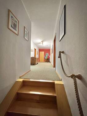 Treppenaufgang in's Hochparterre - 