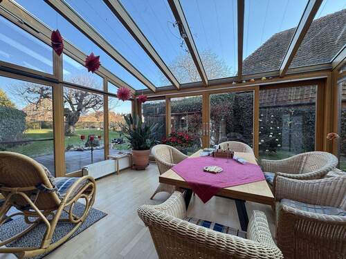 Wintergarten - Mehrfamilienhaus, Wohnhaus mit 287,80 m&sup2; in Gehrden zum Kaufen