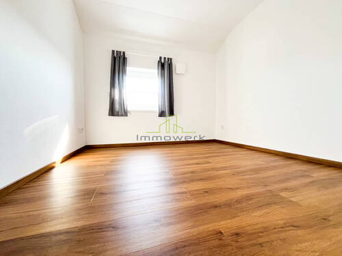 Kinderzimmer / Büro - 