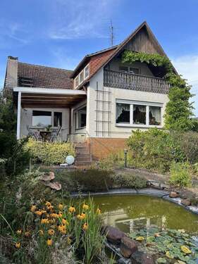 Hausansicht vom Garten - Einfamilienhaus in ruhiger Lage mit Garten