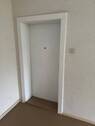 Wohnungstür - Etagenwohnung mit 85,70 m&sup2; in Bitterfeld-Wolfen zur Miete