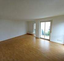 Wohnen im grünen: gepflegte 2-Zimmer Wohnung mit Balkon, am Wilhelm-Wunderlich-Park, - Meerane