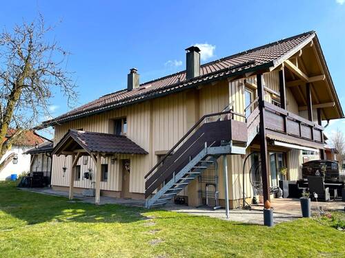 Gartenansicht - 5 Zimmer Mehrfamilienhaus, Wohnhaus zum Kaufen in Künzing