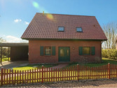 Hausfront - Gepflegtes Einfamilienhaus in der Gemeinde Dierhagen