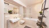 Badezimmer (Beispiel Musterwohnung) - 