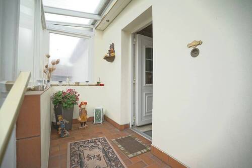 Hauseingangsbereich - Einfamilienhaus mit 82,00 m² in Bremerhaven zum Kaufen