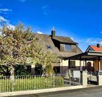 Viel Platz für Familie und Zukunft - Großzügiges Anwesen mit Potenzial! - Roßtal