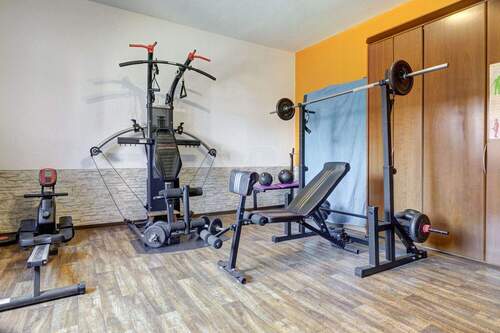 Fitnessraum UG - 1 Zimmer Einfamilienhaus zum Kaufen in Eppstein