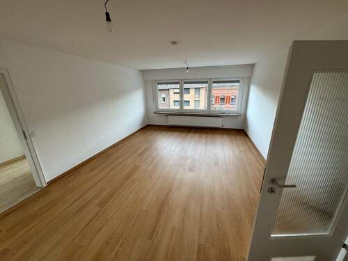 Wohnzimmer (4).JPG - 3 Zimmer Etagenwohnung zur Miete in Brühl