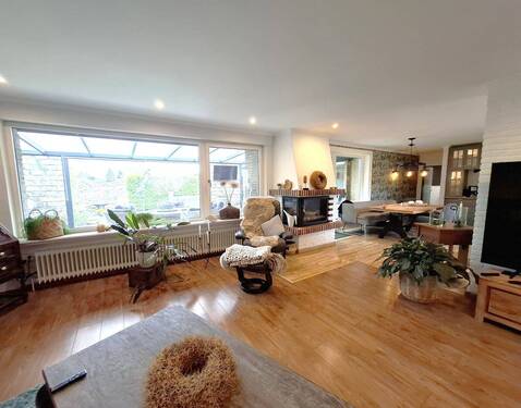 6.Wohnzimmer - 