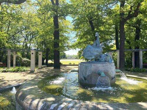 Schwanenbrunnen - 