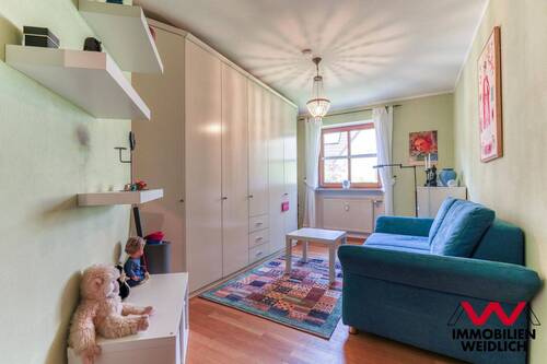 Kinderzimmer 1 im Erdgeschoss - 