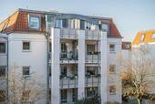Hausansicht - 3 Zimmer Etagenwohnung zum Kaufen in Dresden