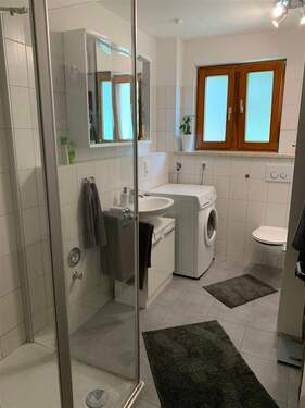 Duschbad - *Ansprechende 3-Zimmer-Wohnung in Zentrumsnähe mit neuer EBK*