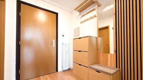 Garderobe - 