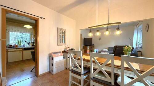 Wohn- und Esszimmer - Doppelhaushälfte mit 75,00 m&sup2; in Duisburg zum Kaufen