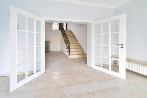 Diele - 8 Zimmer Einfamilienhaus in Mülheim an der Ruhr