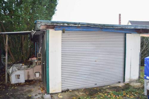 Garage - 
