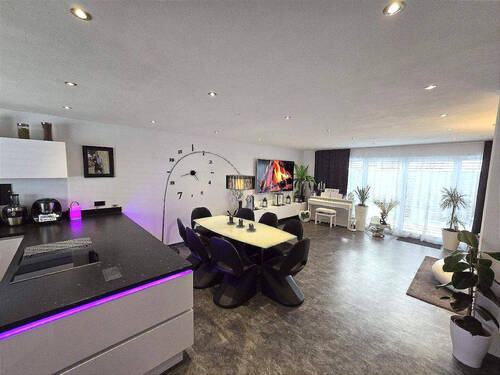 6 - Familienfreundliches Traumhaus - 695.000,00&nbsp;EUR Kaufpreis, ca.&nbsp; 153,00&nbsp;m&sup2;&nbsp;Wohnfl&auml;che