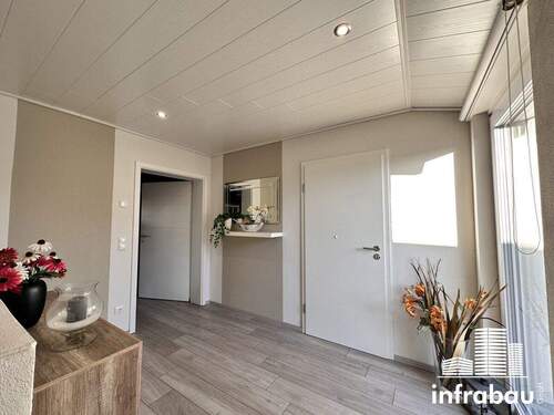 Hausflur - Etagenwohnung mit 135,80 m&sup2; in Fischach zum Kaufen