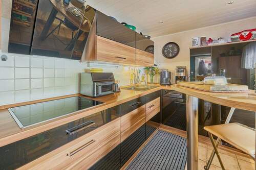 Küche - 7 Zimmer Einfamilienhaus zum Kaufen in Ellerstadt