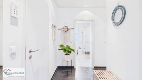 Diele - 3 Zimmer Etagenwohnung zum Kaufen in Mettlach / Orscholz