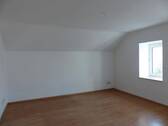 Wohnzimmer - 3 Zimmer Etagenwohnung zur Miete in Oschatz