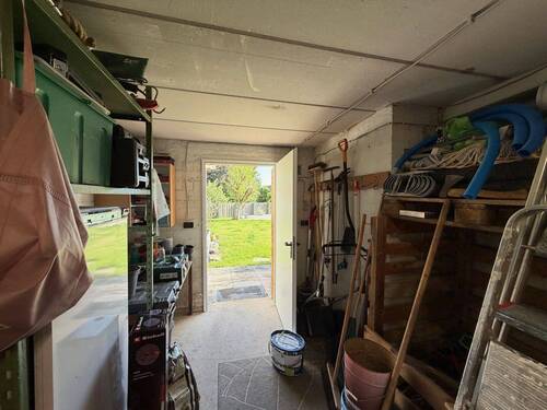 Garage - 