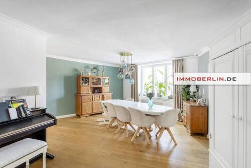 1.jpg - 6 Zimmer Etagenwohnung zum Kaufen in Berlin