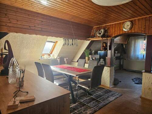 DG: Esszimmer - 