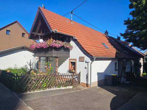 Einfamilienhaus zu verkaufen - 5 Zimmer Einfamilienhaus zum Kaufen in Schiffweiler