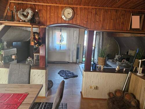 DG: Wohnzimmer - 