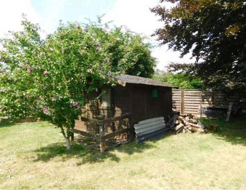 Garten mit Gartenhaus - 