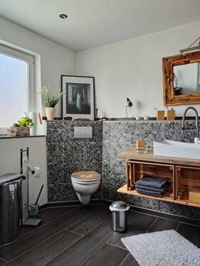 modernes Badezimmer - 