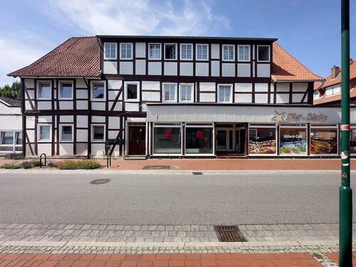 Außenansicht - 2 Zimmer Mehrfamilienhaus, Wohnhaus zum Kaufen in Uchte