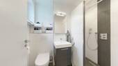 Badezimmer mit Dusche - 