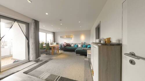 Wohn-/Esszimmer - 3 Zimmer Etagenwohnung zum Kaufen in Amberg