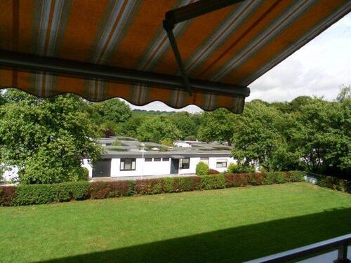 Gartenblick - Sehr gut aufgeteilte 4 Zi.-Wohnung, Wohnküche mit EBK